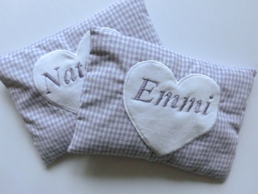 Preview: ♥ Herz Nicky Wunschname Körnerkissen Wärmekissen Dinkel Lavendel