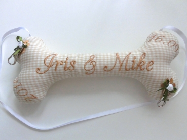 ♥ Zauberhaftes Ringkissen Knochen Wunschname Stickerei Hochzeit Hochzeitsknochen Just Married von LüttentüddelI
