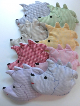 ♥ Igel Körnerkissen Wärmekissen Dinkel Wunschname Geschenk Einschulung Geburt Taufe von Lüttentüddel