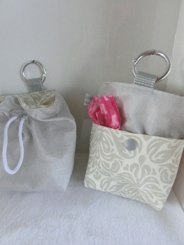 Preview: ♥ SEHR EDEL  HUND LECKERLIBEUTEL KOTBEUTEL GÜRTELTASCHE VON LÜTTENTÜDDEL