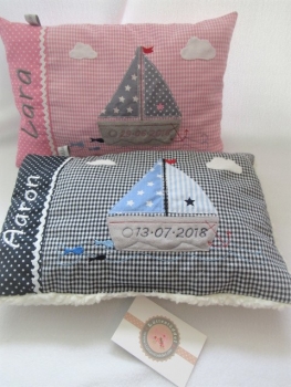 Preview: ★ 35x23 cm Kissen Geburt Taufe Einschulung KITA  Boot Segelboot Name Schmusekissen ★ von Lüttentüddel