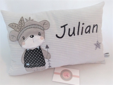 ca. 35x25 cm Kissen kleines tapferes Indianer Bär Mädchen Baby Wunschname Geburt Taufe Einschulung Reisekissen von Lüttentüddel