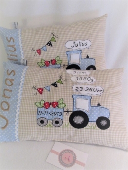 ★ 35x23 cm Kissen Geburt Kita Einschulung Taufe Traktor Trecker Name ★ von Lüttentüddel