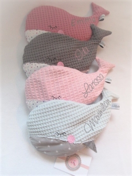 Preview: zuckersüßer Wal, Wunschname, Geschenk, Taufe, Geburt, Kuschelwal, Kissen, Körnerkissen Dinkelkissen, Bio Dinkel Lavendel, von Lüttentüddel