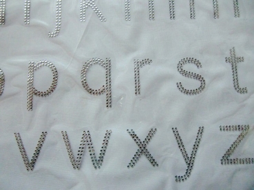 Preview: Wunschbuchstabe Kleinschrift Buchstabe Strass Hotfix Bügelbild A-Z