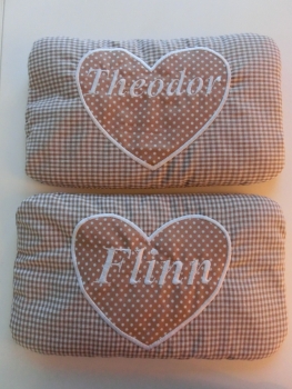 Preview: Herz Name Wunschname Körnerkissen Wärmekissen Dinkel Lavendel Stickerei