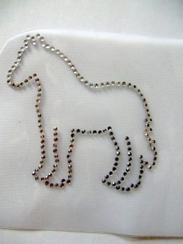 Traumhaftes Pony Bügelbild Strass Hotfix Hotglue Strass Sattel