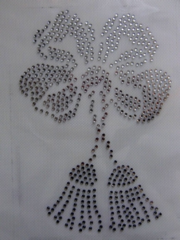 Pompon Quaste Blüte Strass HOTFIX HOTGLUE Bügelbild Applikation