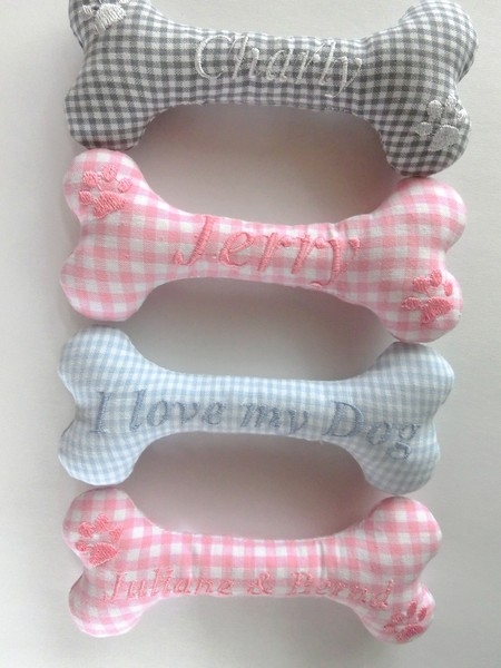 ♥ Hundeknochen Knochen aus Stoff Wunschname Stickerei Lüttentüddel
