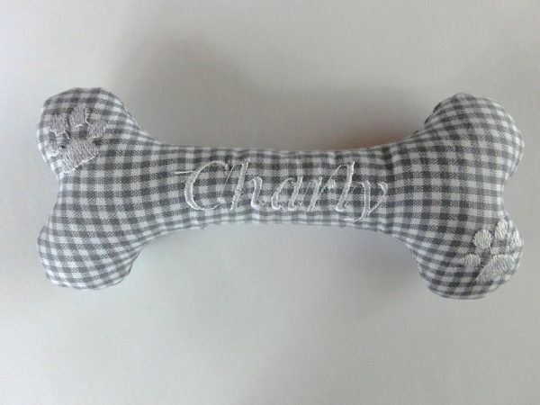 ♥ Hundeknochen Knochen aus Stoff Wunschname Stickerei Lüttentüddel