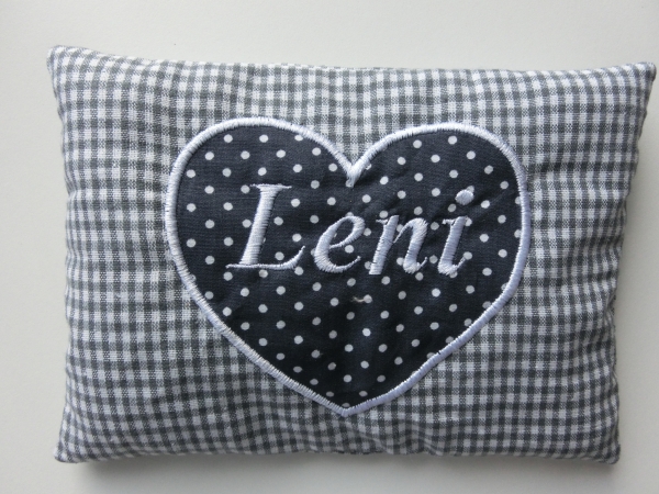 ♥ Herz Punkte Wunschname Körnerkissen Wärmekissen Dinkel Lavendel von Lüttentüddel