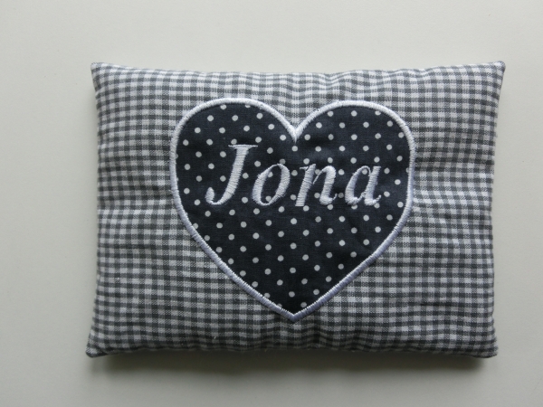 ♥ Herz Punkte Wunschname Körnerkissen Wärmekissen Dinkel Lavendel von Lüttentüddel