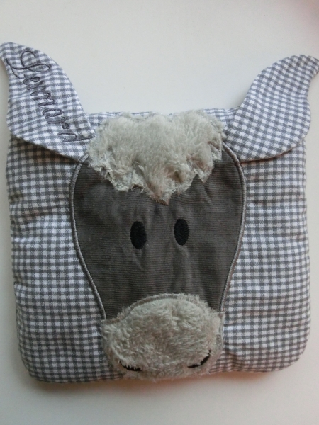 Tiere Name Wunschname Körnerkissen Wärmekissen Dinkelkissen Lavendel Stickerei von Lüttentüddel