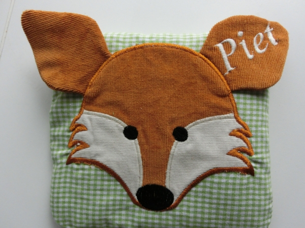 Tiere Name Wunschname Körnerkissen Wärmekissen Dinkelkissen Lavendel Stickerei von Lüttentüddel