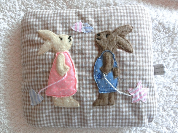 ♥ Hasenliebe Hase Körnerkissen Wärmekissen Dinkel Lavendel Geschenk, Geburtstag, Einschulung, KITA, Taufe von Lüttentüddel