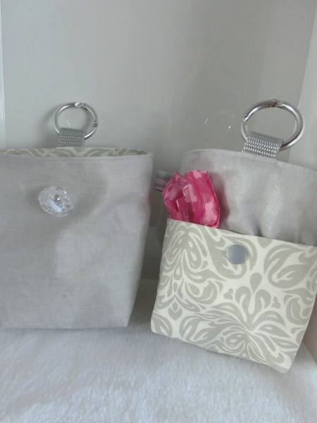 ♥ SEHR EDEL  HUND LECKERLIBEUTEL KOTBEUTEL GÜRTELTASCHE VON LÜTTENTÜDDEL