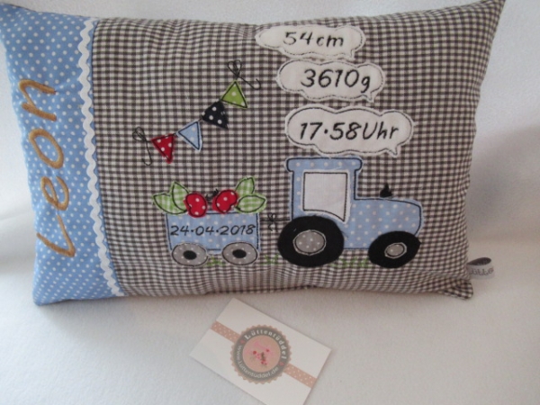 ★ 35x23 cm Kissen Geburt Traktor Trecker Name ★ von Lüttentüddel