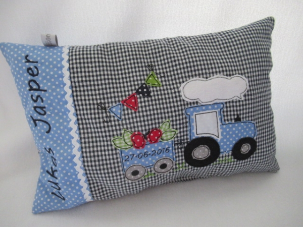 ★ 35x23 cm Kissen Geburt Traktor Trecker Name ★ von Lüttentüddel