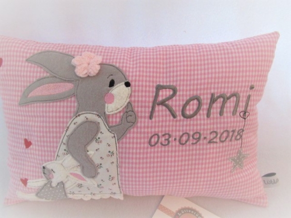 ★ ca. 35x25 cm Kissen Hase Schmusehase Baby Wunschname Geburt Taufe Einschulung Reisekissen  ★ von Lüttentüddel