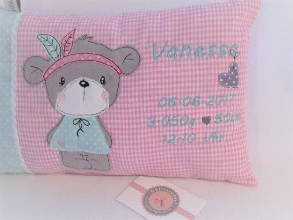 ca. 35x25 cm Kissen kleines tapferes Indianer Bär Mädchen Baby Wunschname Geburt Taufe Einschulung Reisekissen von Lüttentüddel