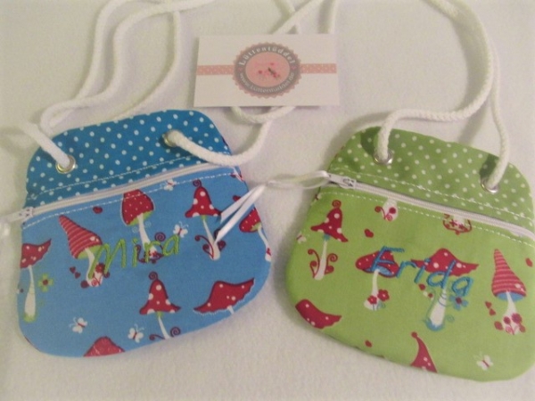 Brustbeutel Pilze Blau Name ★ Kita Einschulung Geburtstag Geschenk von Schule von Lüttentüddel