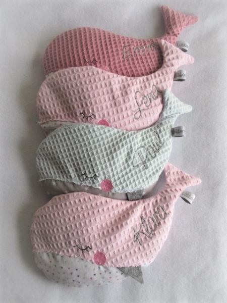 zuckersüßer Wal, Wunschname, Geschenk, Taufe, Geburt, Kuschelwal, Kissen, Körnerkissen Dinkelkissen, Bio Dinkel Lavendel, von Lüttentüddel