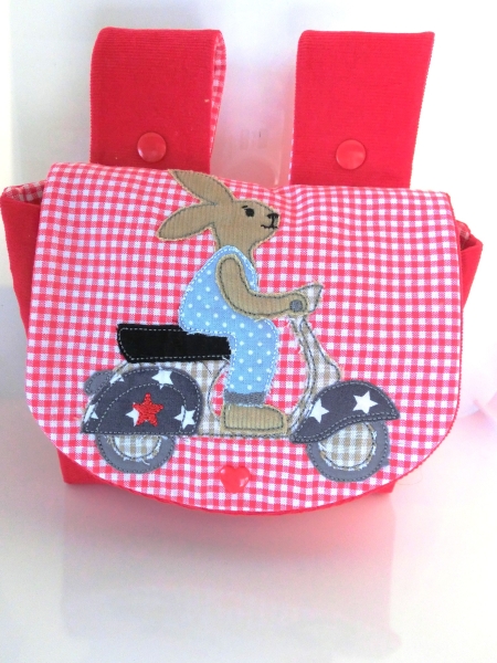 zauberhafte Lenkertasche mit Klappe Hase auf Roller für Laufrad Dreirad, Fahrradkorb Stickerei Handarbeit