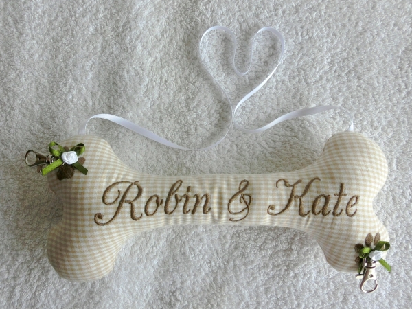 Ringkissen Knochen Wunschname Stickerei Hochzeit