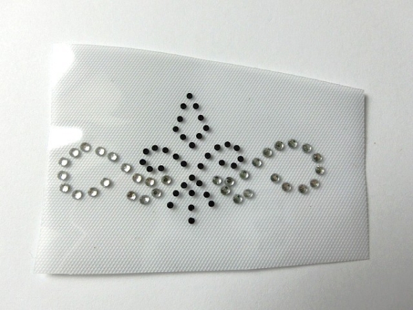 Fleur Ornament Schabracke Strass Hotfix Farbwahl Bügelbild Shirt Hose Jacke Top mit Schwarz