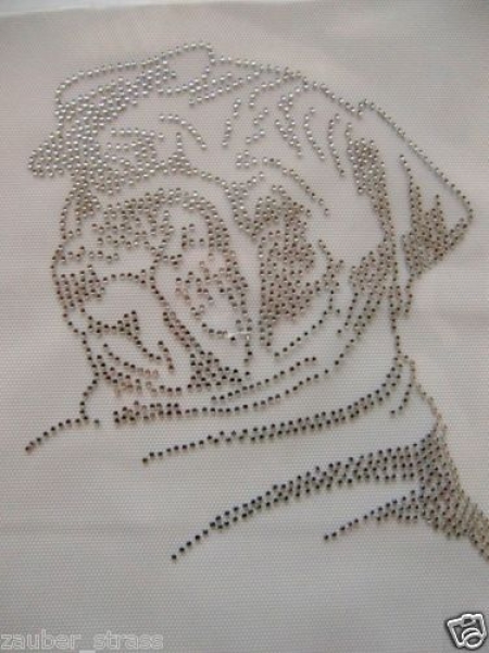 Super süßer Mops Strass Bügelbild Hotfix Hotglue