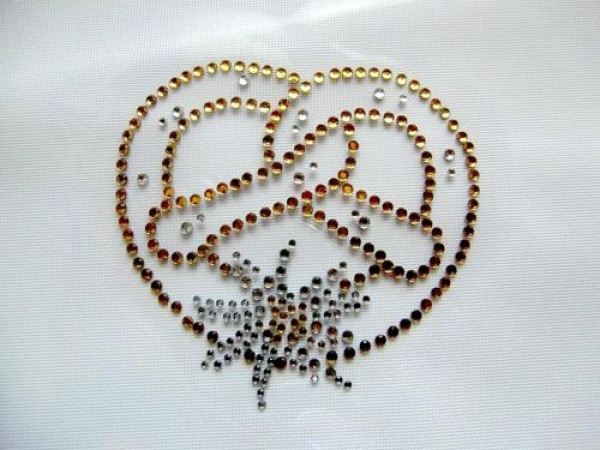 goldige Brezel Edelweiss Wiesn Strass Hotfix Bügelbild Oktoberfest