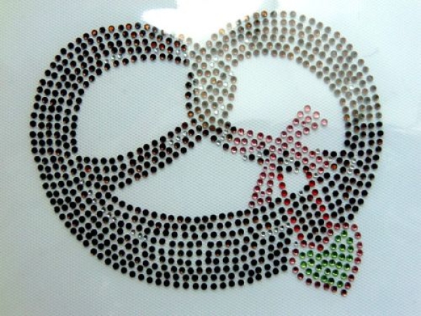 Luxus süüüße Brezel Wiesn Strass Hotfix Hotglue Bügelbild