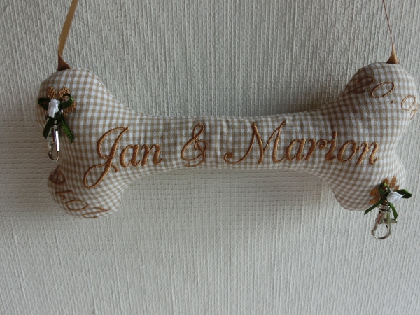 Ringkissen Knochen Wunschname Stickerei Hochzeit