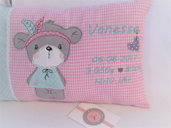 ca. 35x25 cm Kissen kleines tapferes Indianer Bär Mädchen Baby Wunschname Geburt Taufe Einschulung Reisekissen von Lüttentüddel