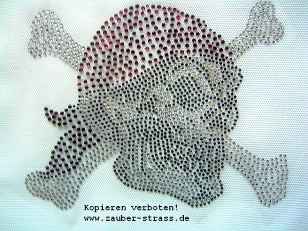 Skull Pirat Totenkopf HOTFIX HOTGLUE Bügelbild Applikation